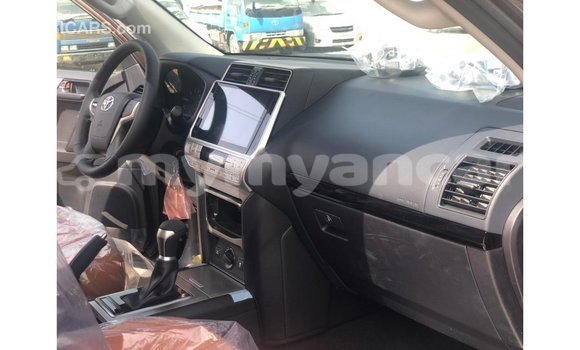 သွင်းကုန် Toyota Prado Brown ကား Import - Dubai Ayeyarwady သွင်းကုန် Toyota Prado Brown ကား Import - Dubai Ayeyarwady