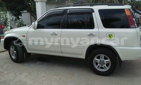 Buy Used Honda CR–V White Car in Yangon in Yangon Buy Used Honda CR–V White Car in Yangon in Yangon