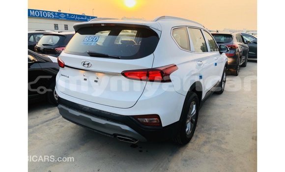 သွင်းကုန် Hyundai Santa Fe White ကား Import - Dubai Ayeyarwady သွင်းကုန် Hyundai Santa Fe White ကား Import - Dubai Ayeyarwady