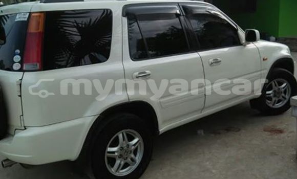 Buy Used Honda CR–V White Car in Yangon in Yangon Buy Used Honda CR–V White Car in Yangon in Yangon