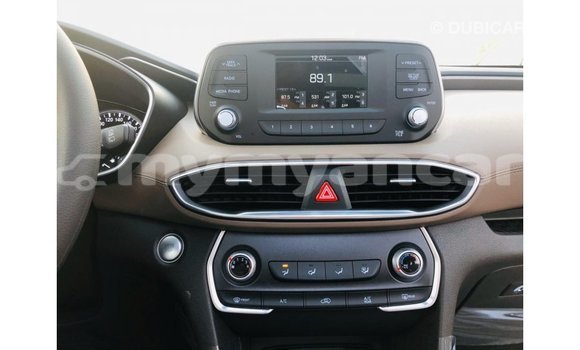 သွင်းကုန် Hyundai Santa Fe White ကား Import - Dubai Ayeyarwady သွင်းကုန် Hyundai Santa Fe White ကား Import - Dubai Ayeyarwady