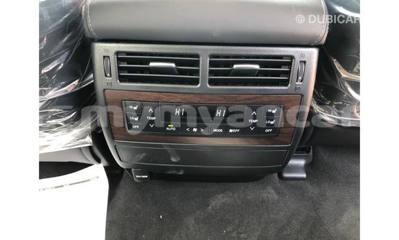 သွင်းကုန် Toyota Land Cruiser Black ကား Import - Dubai Ayeyarwady သွင်းကုန် Toyota Land Cruiser Black ကား Import - Dubai Ayeyarwady