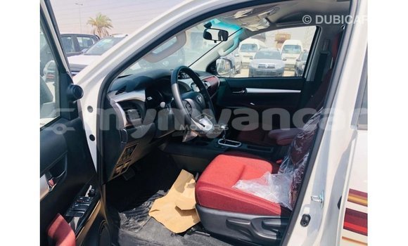 Buy Import Toyota Hilux White Car in Import - Dubai in Ayeyarwady Buy Import Toyota Hilux White Car in Import - Dubai in Ayeyarwady