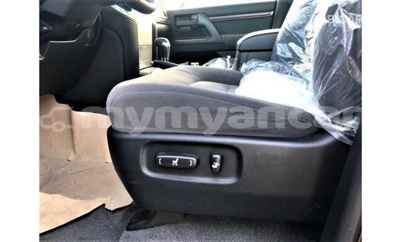 Buy Import Toyota Land Cruiser Other Car in Import - Dubai in Ayeyarwady Buy Import Toyota Land Cruiser Other Car in Import - Dubai in Ayeyarwady
