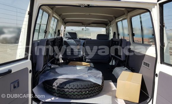 Buy Import Toyota Land Cruiser White Car in Import - Dubai in Ayeyarwady Buy Import Toyota Land Cruiser White Car in Import - Dubai in Ayeyarwady