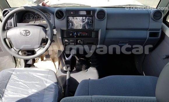 Buy Import Toyota Land Cruiser White Car in Import - Dubai in Ayeyarwady Buy Import Toyota Land Cruiser White Car in Import - Dubai in Ayeyarwady