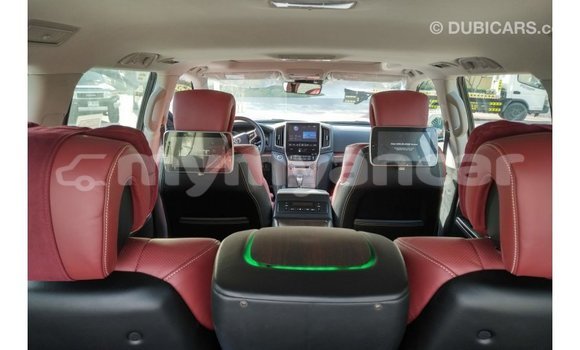 Buy Import Toyota Land Cruiser Black Car in Import - Dubai in Ayeyarwady Buy Import Toyota Land Cruiser Black Car in Import - Dubai in Ayeyarwady