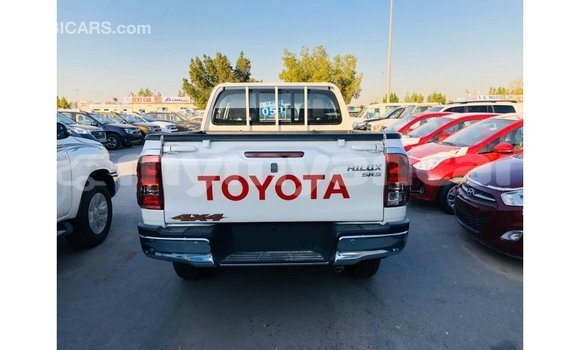 Acheter Import Voiture Toyota Hilux Blanc à Import - Dubai, #<Region:0x000000000c5121b8> Acheter Import Voiture Toyota Hilux Blanc à Import - Dubai, #<Region:0x000000000c5121b8>