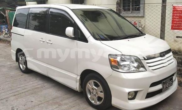 Buy Used Toyota Noah White Car in Yangon in Yangon Buy Used Toyota Noah White Car in Yangon in Yangon