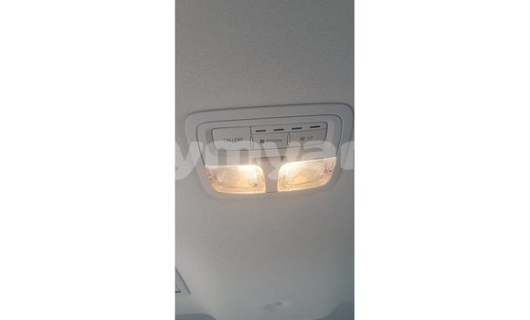 Buy Import Mitsubishi L200 White Car in Import - Dubai in Ayeyarwady Buy Import Mitsubishi L200 White Car in Import - Dubai in Ayeyarwady