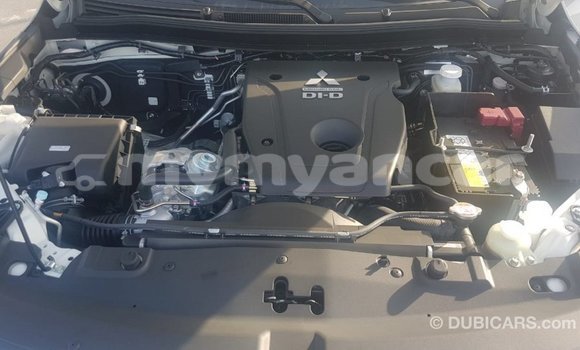 Buy Import Mitsubishi L200 White Car in Import - Dubai in Ayeyarwady Buy Import Mitsubishi L200 White Car in Import - Dubai in Ayeyarwady