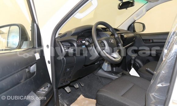 Buy Import Toyota Hilux White Car in Import - Dubai in Ayeyarwady Buy Import Toyota Hilux White Car in Import - Dubai in Ayeyarwady