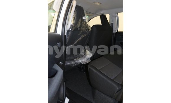 Buy Import Toyota Hilux White Car in Import - Dubai in Ayeyarwady Buy Import Toyota Hilux White Car in Import - Dubai in Ayeyarwady