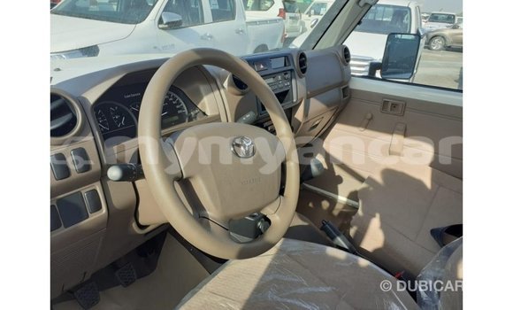 Buy Import Toyota Land Cruiser White Car in Import - Dubai in Ayeyarwady Buy Import Toyota Land Cruiser White Car in Import - Dubai in Ayeyarwady