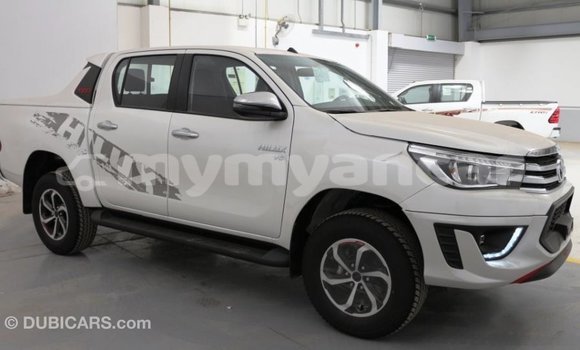 Buy Import Toyota Hilux White Car in Import - Dubai in Ayeyarwady Buy Import Toyota Hilux White Car in Import - Dubai in Ayeyarwady