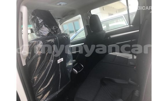 Buy Import Toyota Hilux White Car in Import - Dubai in Ayeyarwady Buy Import Toyota Hilux White Car in Import - Dubai in Ayeyarwady