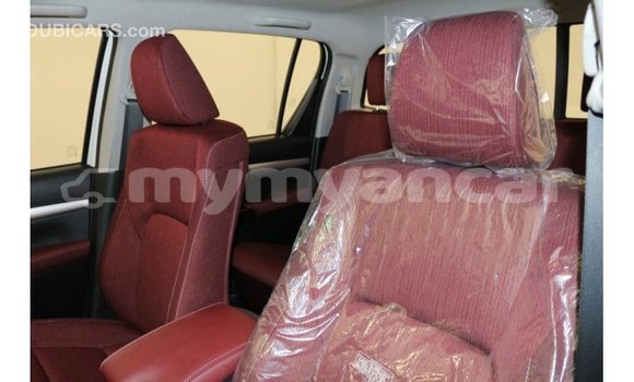 Buy Import Toyota Hilux White Car in Import - Dubai in Ayeyarwady Buy Import Toyota Hilux White Car in Import - Dubai in Ayeyarwady