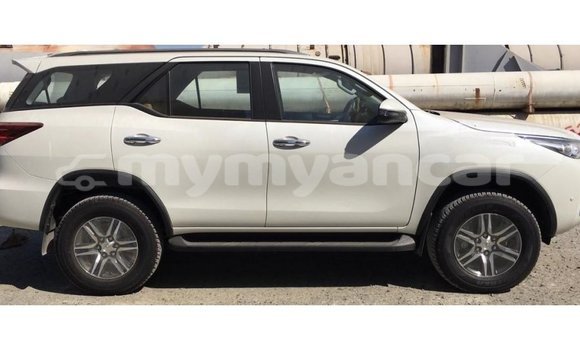 Buy Import Toyota Fortuner White Car in Import - Dubai in Ayeyarwady Buy Import Toyota Fortuner White Car in Import - Dubai in Ayeyarwady