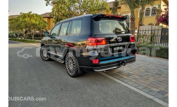 Buy Import Toyota Land Cruiser Black Car in Import - Dubai in Ayeyarwady Buy Import Toyota Land Cruiser Black Car in Import - Dubai in Ayeyarwady