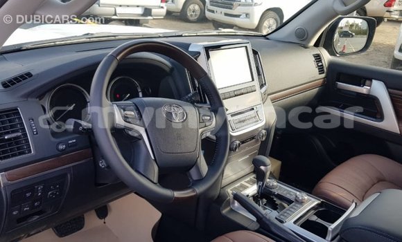 Buy Import Toyota Land Cruiser Black Car in Import - Dubai in Ayeyarwady Buy Import Toyota Land Cruiser Black Car in Import - Dubai in Ayeyarwady