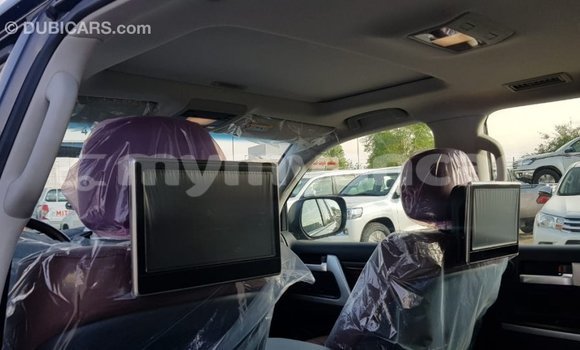 Buy Import Toyota Land Cruiser Black Car in Import - Dubai in Ayeyarwady Buy Import Toyota Land Cruiser Black Car in Import - Dubai in Ayeyarwady