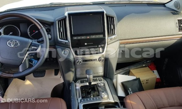 Buy Import Toyota Land Cruiser Black Car in Import - Dubai in Ayeyarwady Buy Import Toyota Land Cruiser Black Car in Import - Dubai in Ayeyarwady