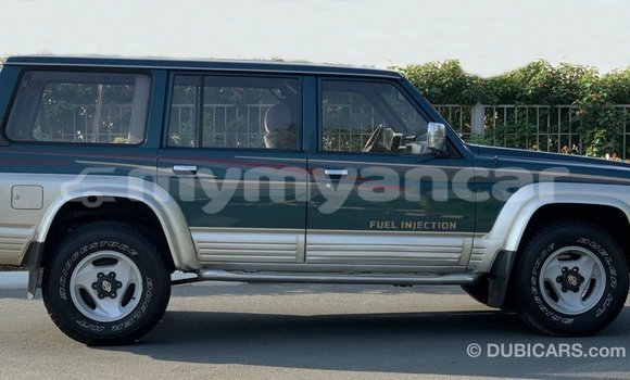 Buy Import Nissan Patrol Blue Car in Import - Dubai in Ayeyarwady Buy Import Nissan Patrol Blue Car in Import - Dubai in Ayeyarwady