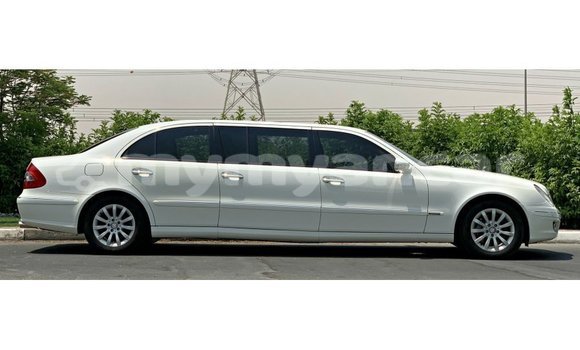 Buy Import Mercedes-Benz 200 White Car in Import - Dubai in Ayeyarwady Buy Import Mercedes-Benz 200 White Car in Import - Dubai in Ayeyarwady