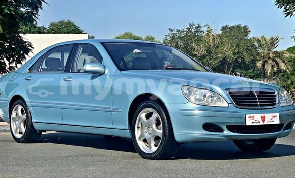 Buy Import Mercedes-Benz 200 Blue Car in Import - Dubai in Ayeyarwady