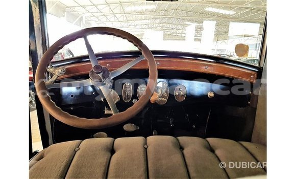 သွင်းကုန် Buick Electra Blue ကား Import - Dubai Ayeyarwady သွင်းကုန် Buick Electra Blue ကား Import - Dubai Ayeyarwady