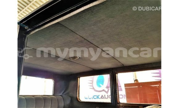 သွင်းကုန် Buick Electra Blue ကား Import - Dubai Ayeyarwady သွင်းကုန် Buick Electra Blue ကား Import - Dubai Ayeyarwady