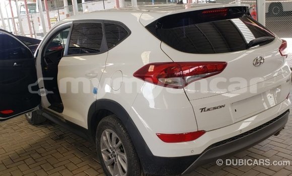 Buy Import Hyundai Tucson White Car in Import - Dubai in Ayeyarwady Buy Import Hyundai Tucson White Car in Import - Dubai in Ayeyarwady