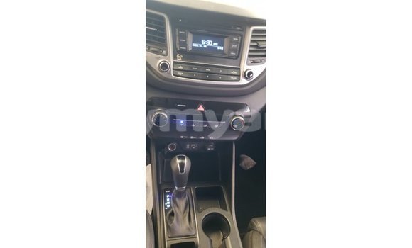 Buy Import Hyundai Tucson White Car in Import - Dubai in Ayeyarwady Buy Import Hyundai Tucson White Car in Import - Dubai in Ayeyarwady