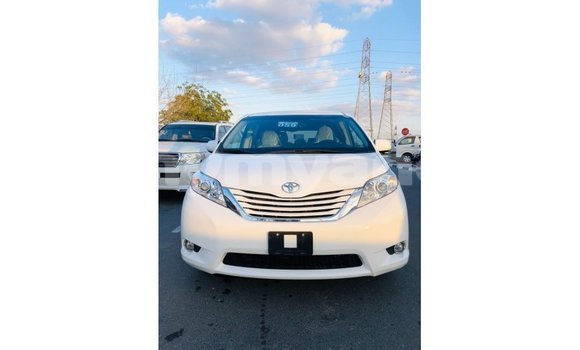 Buy Import Toyota Sienna White Car in Import - Dubai in Ayeyarwady Buy Import Toyota Sienna White Car in Import - Dubai in Ayeyarwady