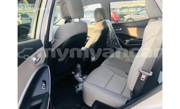 Buy Import Hyundai Santa Fe Other Car in Import - Dubai in Ayeyarwady Buy Import Hyundai Santa Fe Other Car in Import - Dubai in Ayeyarwady