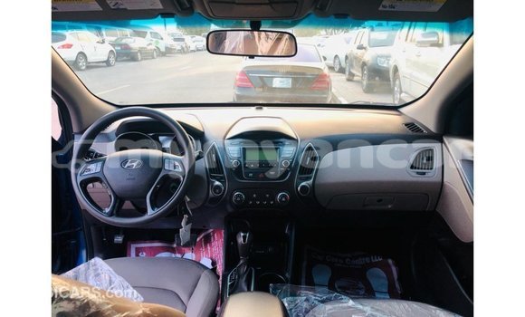 သွင်းကုန် Hyundai Tucson Blue ကား Import - Dubai Ayeyarwady သွင်းကုန် Hyundai Tucson Blue ကား Import - Dubai Ayeyarwady