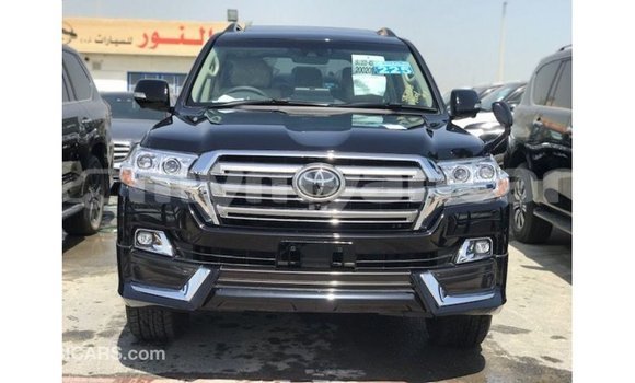Buy Import Toyota Land Cruiser Black Car in Import - Dubai in Ayeyarwady Buy Import Toyota Land Cruiser Black Car in Import - Dubai in Ayeyarwady