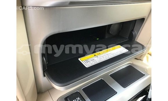 Buy Import Toyota Land Cruiser Black Car in Import - Dubai in Ayeyarwady Buy Import Toyota Land Cruiser Black Car in Import - Dubai in Ayeyarwady