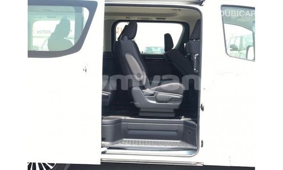 Acheter Import Voiture Toyota Granvia Blanc à Import - Dubai, #<Region:0x000000000c5121b8> Acheter Import Voiture Toyota Granvia Blanc à Import - Dubai, #<Region:0x000000000c5121b8>