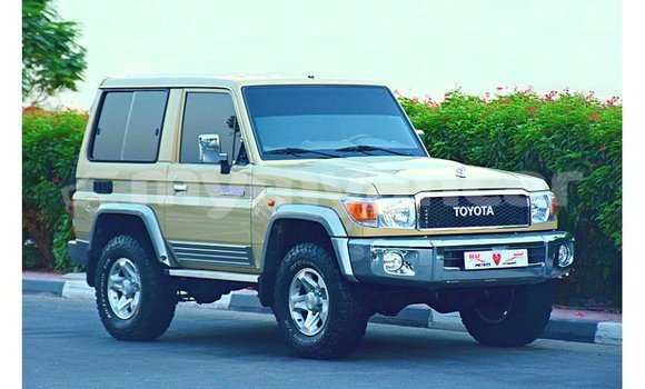 Buy Import Toyota Land Cruiser Beige Car in Import - Dubai in Ayeyarwady
