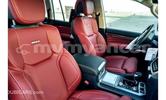 Buy Import Toyota Land Cruiser Black Car in Import - Dubai in Ayeyarwady Buy Import Toyota Land Cruiser Black Car in Import - Dubai in Ayeyarwady