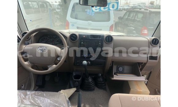 Buy Import Toyota Land Cruiser Other Car in Import - Dubai in Ayeyarwady Buy Import Toyota Land Cruiser Other Car in Import - Dubai in Ayeyarwady