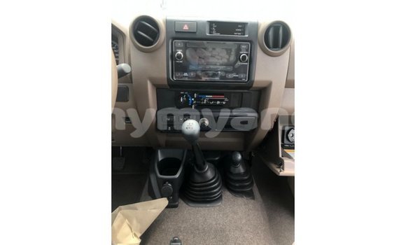 Buy Import Toyota Land Cruiser Other Car in Import - Dubai in Ayeyarwady Buy Import Toyota Land Cruiser Other Car in Import - Dubai in Ayeyarwady