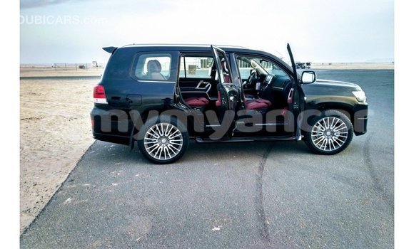 Buy Import Toyota Land Cruiser Black Car in Import - Dubai in Ayeyarwady Buy Import Toyota Land Cruiser Black Car in Import - Dubai in Ayeyarwady