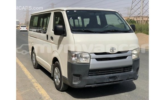 Buy Import Toyota Hiace White Car in Import - Dubai in Ayeyarwady Buy Import Toyota Hiace White Car in Import - Dubai in Ayeyarwady