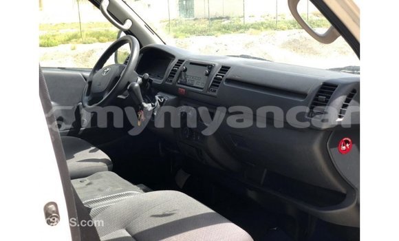 Buy Import Toyota Hiace White Car in Import - Dubai in Ayeyarwady Buy Import Toyota Hiace White Car in Import - Dubai in Ayeyarwady