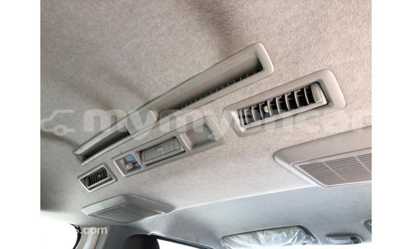 Buy Import Toyota Hiace White Car in Import - Dubai in Ayeyarwady Buy Import Toyota Hiace White Car in Import - Dubai in Ayeyarwady