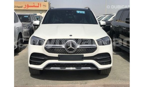 သွင်းကုန် Mercedes-Benz GLE White ကား Import - Dubai Ayeyarwady သွင်းကုန် Mercedes-Benz GLE White ကား Import - Dubai Ayeyarwady