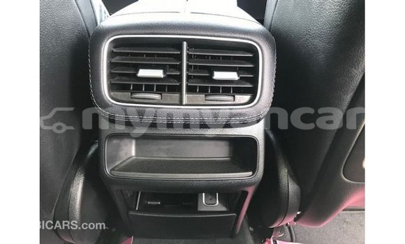 သွင်းကုန် Mercedes-Benz GLE White ကား Import - Dubai Ayeyarwady သွင်းကုန် Mercedes-Benz GLE White ကား Import - Dubai Ayeyarwady