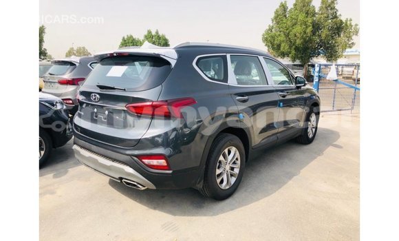 သွင်းကုန် Hyundai Santa Fe Green ကား Import - Dubai Ayeyarwady သွင်းကုန် Hyundai Santa Fe Green ကား Import - Dubai Ayeyarwady